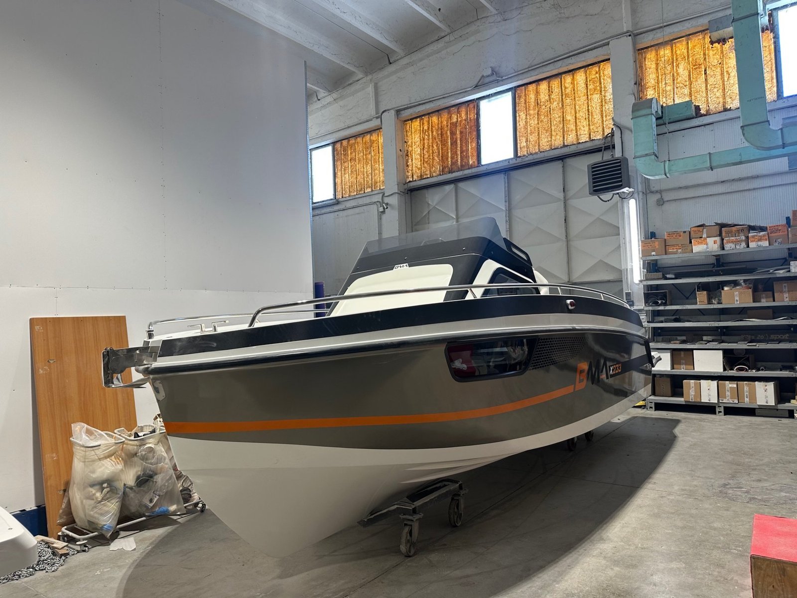 bma x233 cabin sundeck 7 65m honda 200cv