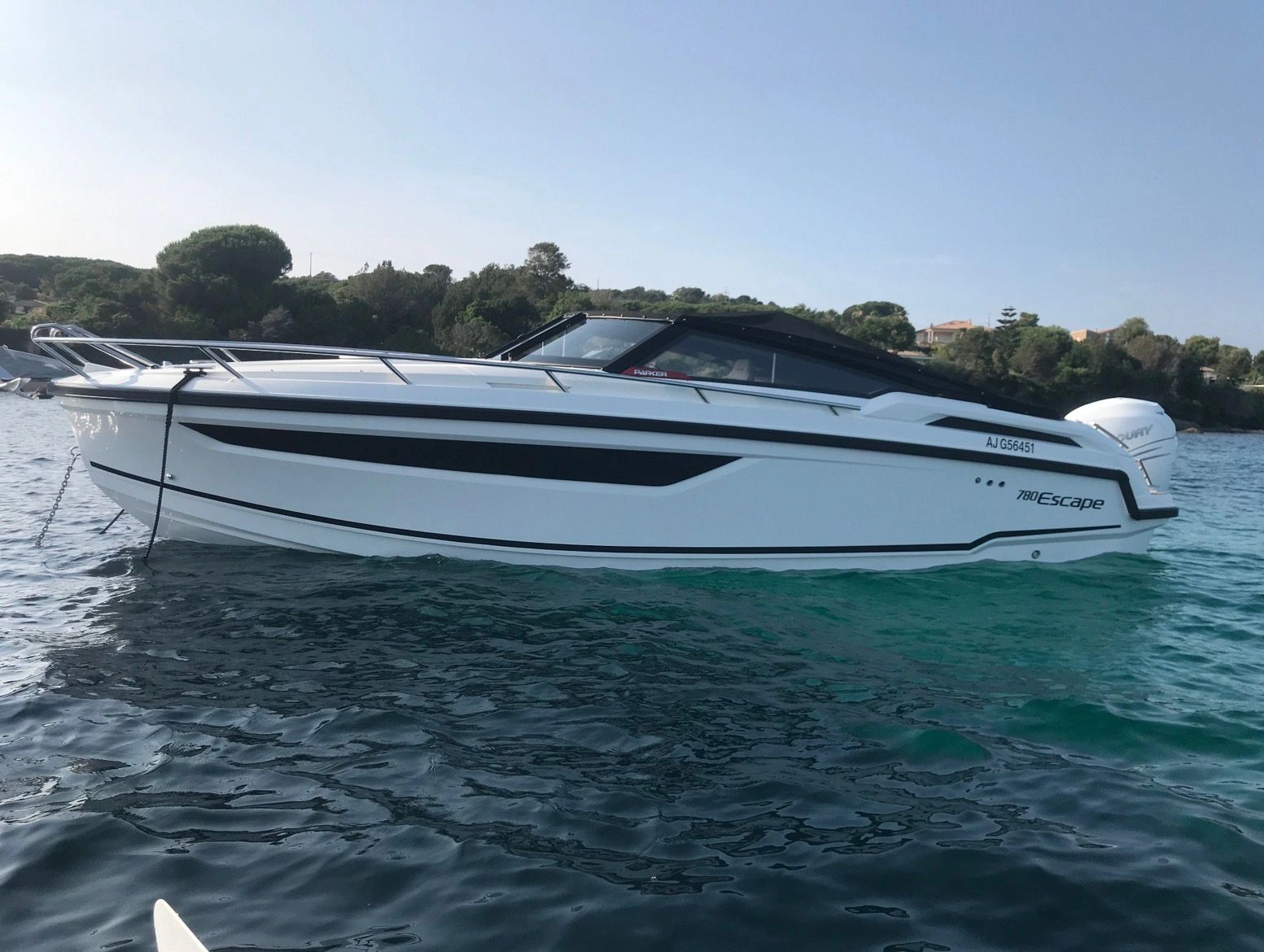 parker 780 escape vue laterale navigation 1