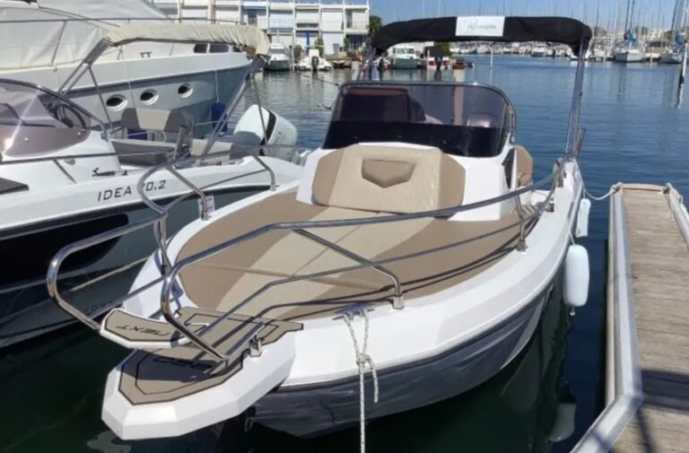 ranieri next 220 sh vue ensemble proue