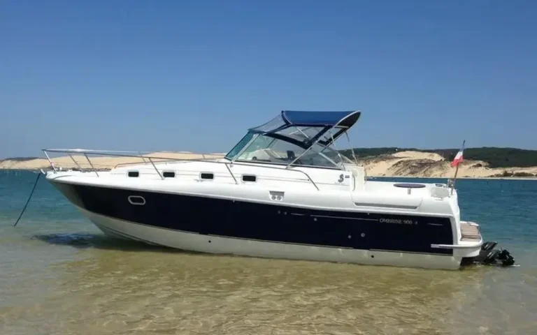 BENETEAU OMBRINE 900