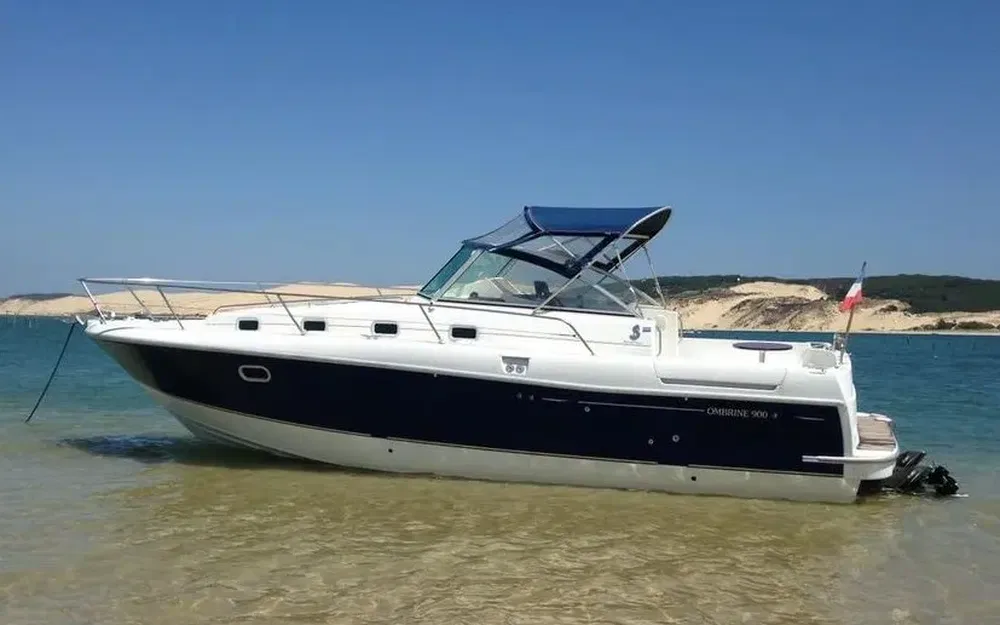 BENETEAU OMBRINE 900